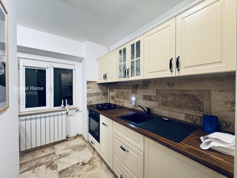 Unirii Garsoniera de inchiriat  Zona Strada Parfumului   Design modern